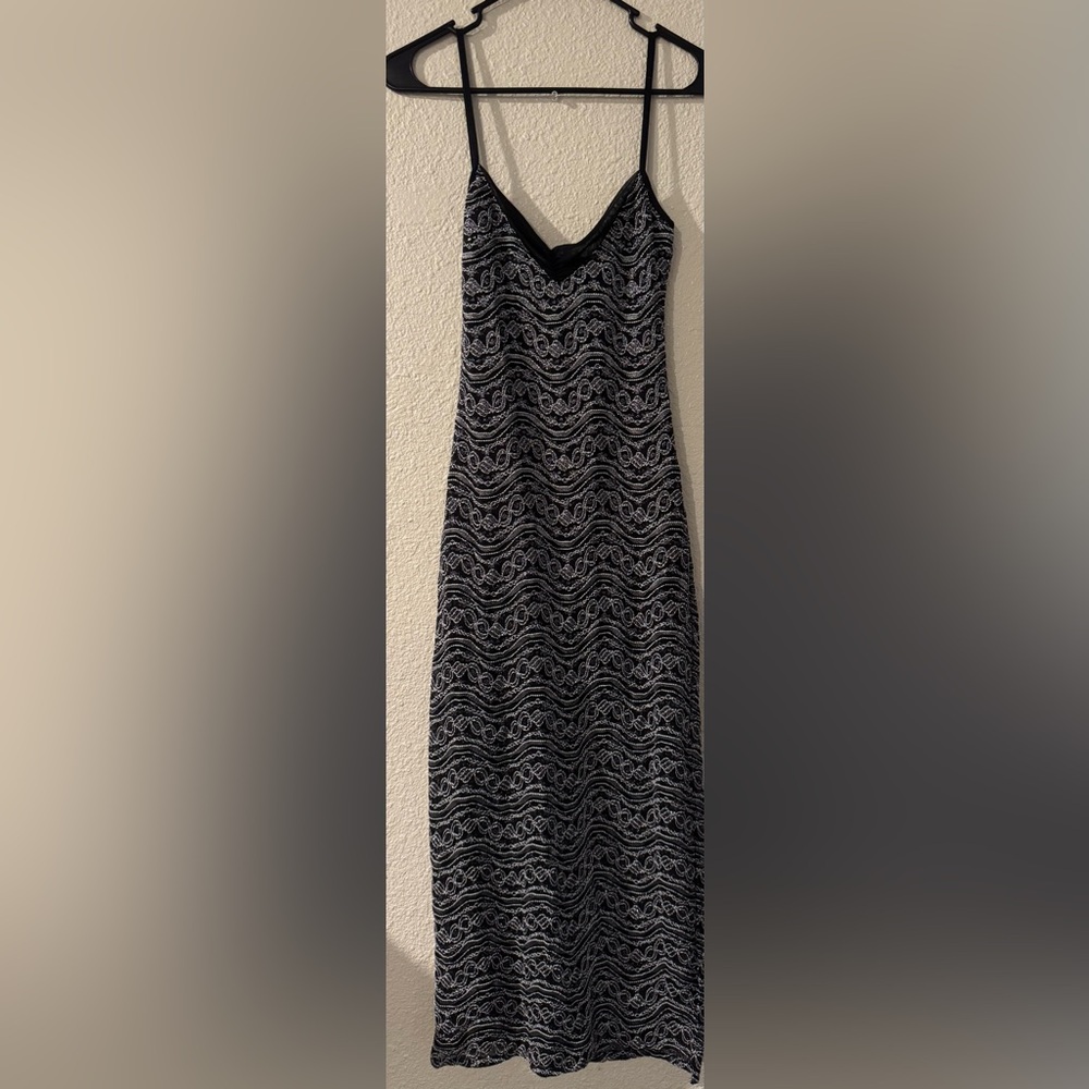 Elegant Black and White Patterned A-Line Dress